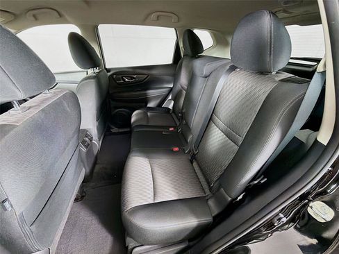 Used 2019 Nissan Rogue SV w/ Premium Package AWD/4WD image 25