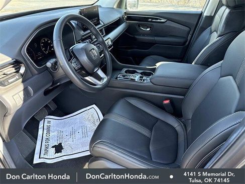 Used 2025 Honda Pilot EX-L image 13