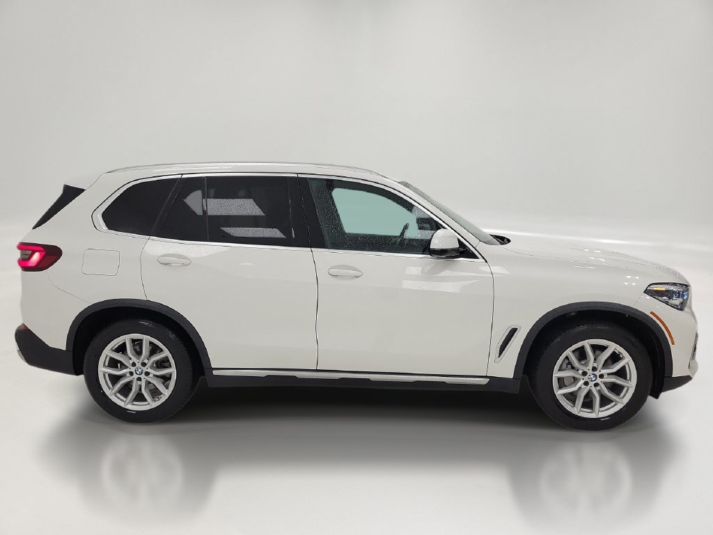 Used 2021 BMW X5 xDrive40i w/ Convenience Package AWD/4WD image 4