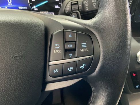 Used 2020 Ford Explorer XLT w/ Equipment Group 202A image 12