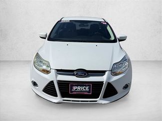 Used 2012 Ford Focus SE FWD video 2