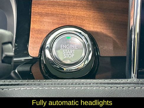 Used 2022 Lincoln Corsair Reserve w/ Elements Package image 20