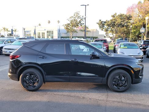 Used 2023 Chevrolet Blazer LT w/ Midnight/Sport Edition FWD image 5