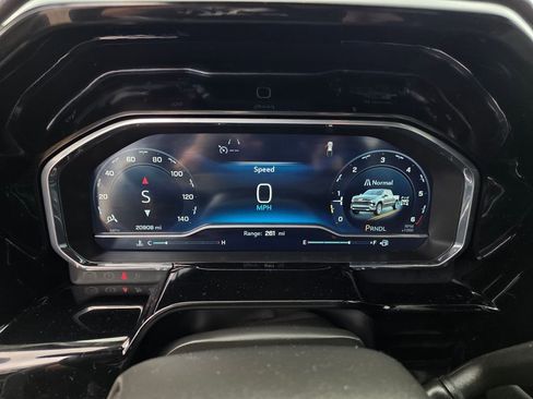 Used 2023 Chevrolet Silverado 1500 LT image 15