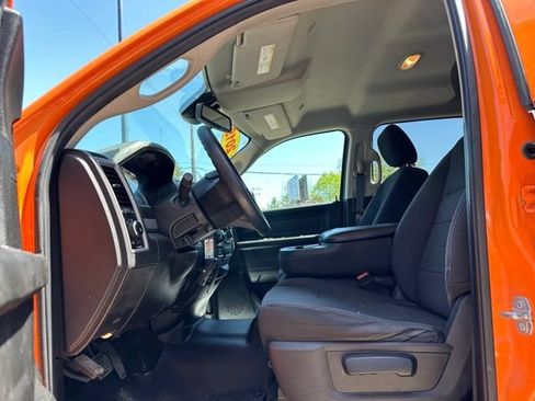 Used 2019 RAM 1500 Express w/ Ignition Orange Sport Package AWD/4WD image 10