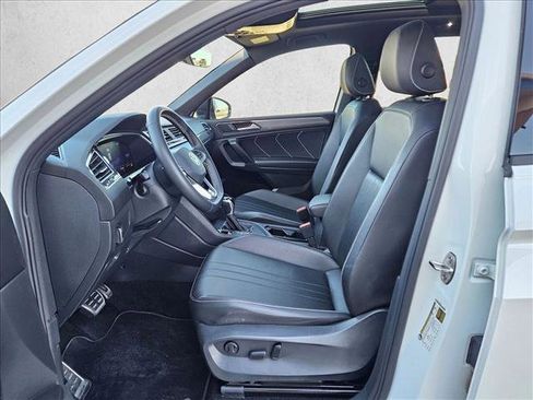 Used 2023 Volkswagen Tiguan SE R-Line FWD image 16