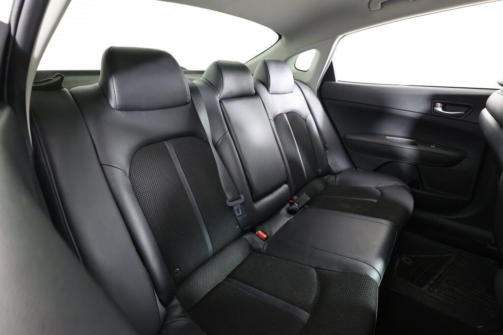 Used 2019 Kia Optima S FWD image 20