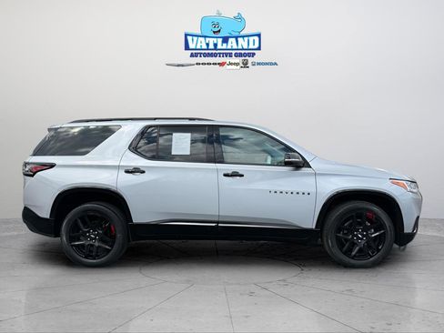 Used 2021 Chevrolet Traverse Premier w/ Redline Edition image 6