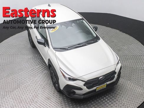 Used 2024 Subaru Crosstrek 2.0i AWD/4WD image 3