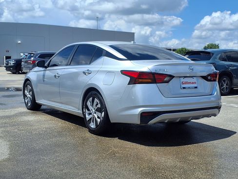 Used 2020 Nissan Altima 2.5 S FWD image 3