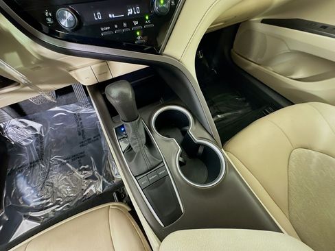 Used 2023 Toyota Camry LE image 21