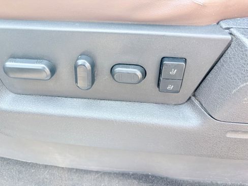 Used 2014 Ford F150 Platinum AWD/4WD image 24