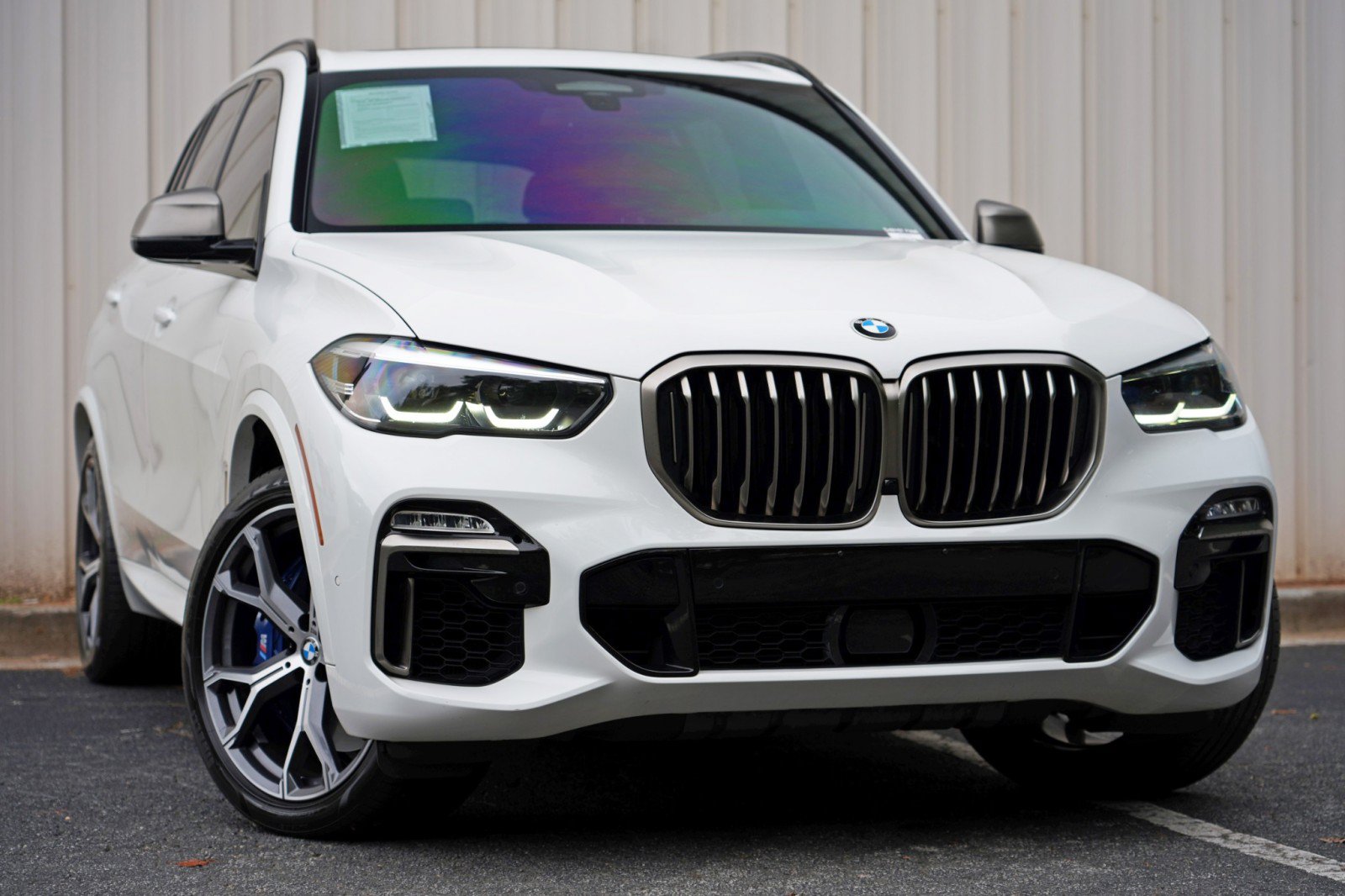 Used 2020 BMW X5 M50i AWD/4WD image 4