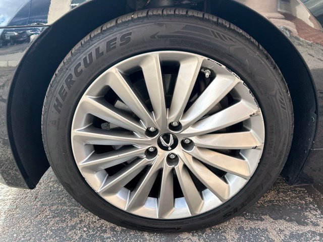 Used 2015 Hyundai Equus Signature RWD image 15