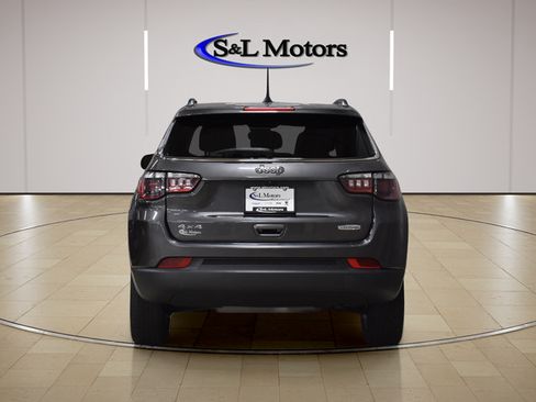 Used 2022 Jeep Compass Latitude AWD/4WD image 7