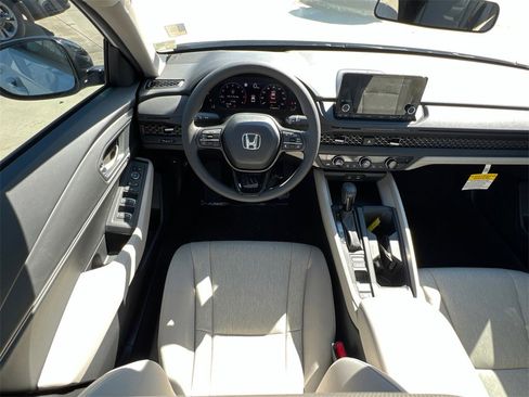 New 2025 Honda Accord SE image 26