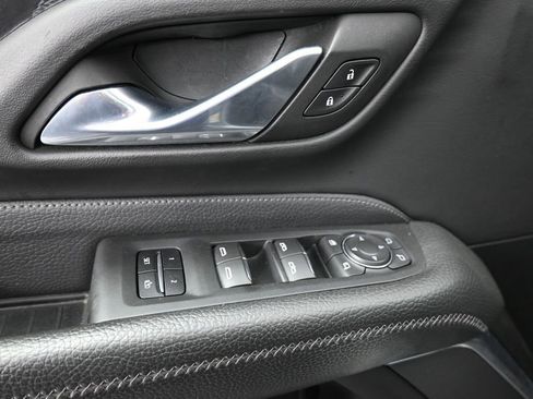 Used 2023 GMC Yukon Denali AWD/4WD image 29