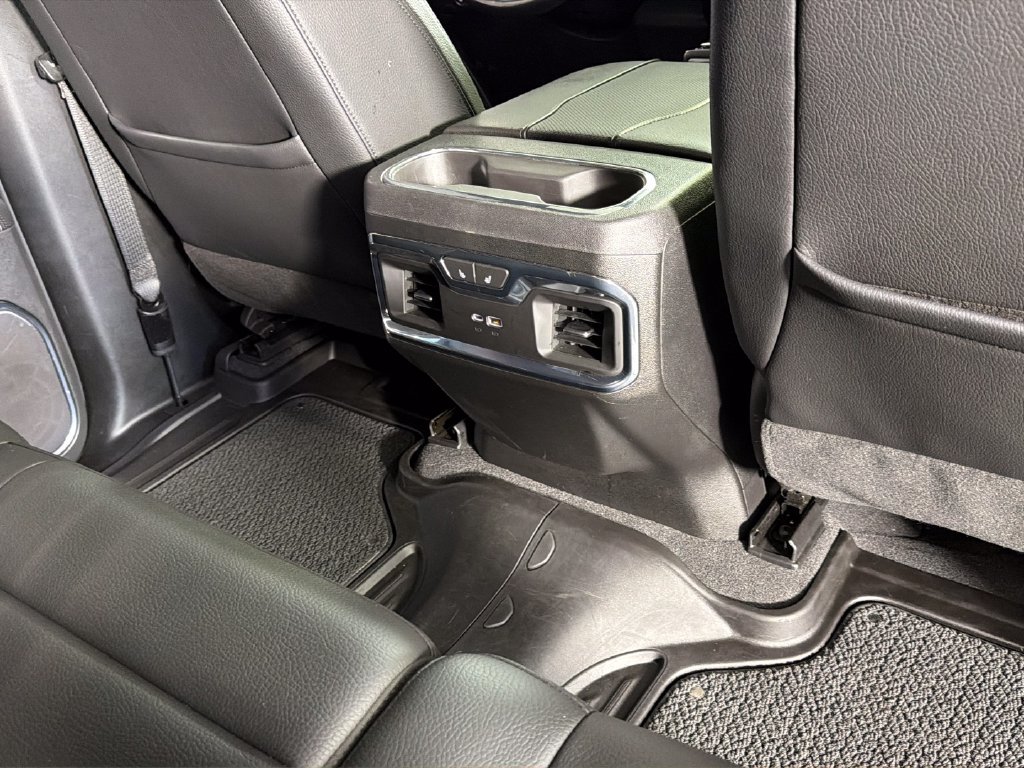 Used 2024 GMC Sierra 1500 Denali AWD/4WD image 35