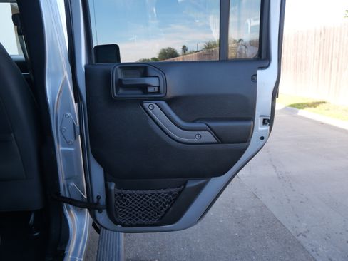 Used 2017 Jeep Wrangler Unlimited Sport w/ Quick Order Package 24S image 11