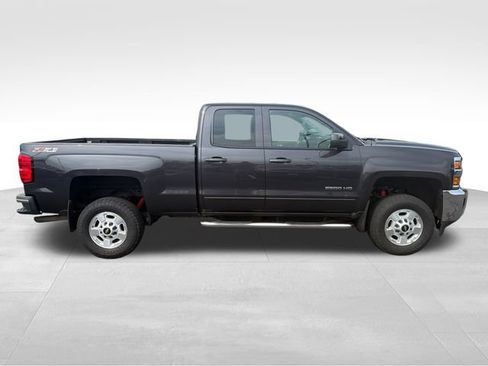 Used 2016 Chevrolet Silverado 2500 LT w/ LT Convenience Package AWD/4WD image 7