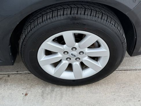 Used 2009 Ford Flex SE image 13