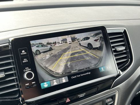 Used 2025 Honda Ridgeline Sport+ image 16