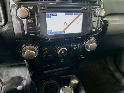 Used 2019 Toyota 4Runner TRD Off-Road Premium AWD/4WD image 23
