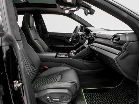 Used 2021 Lamborghini Urus image 15