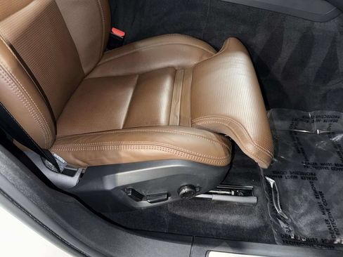 Used 2023 Volvo XC60 B5 Ultimate AWD/4WD image 16