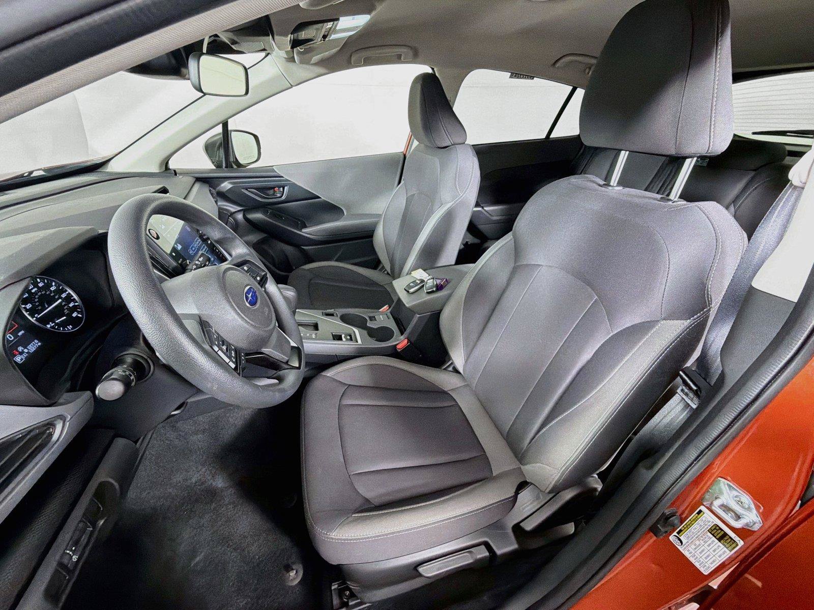 Used 2025 Subaru Crosstrek 2.5i Premium AWD/4WD image 2