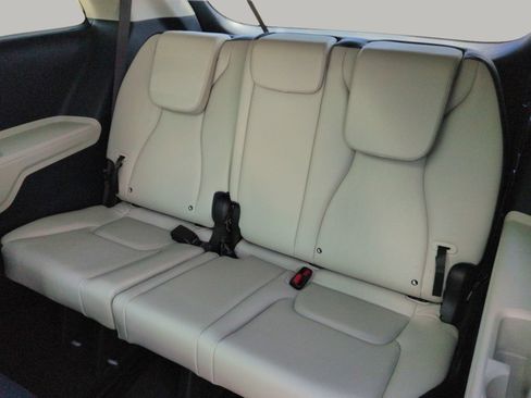 Certified 2026 Kia Carnival SX FWD image 19