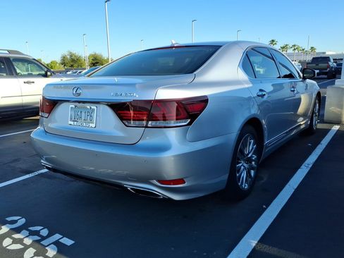 Used 2013 Lexus LS 460 L w/ All-Weather Pkg RWD image 3