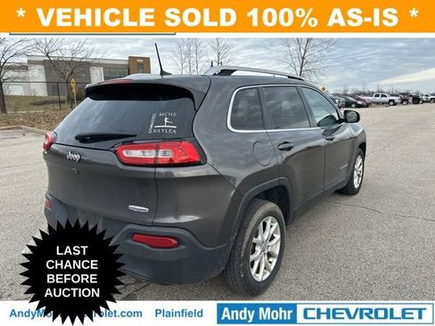 Used 2018 Jeep Cherokee Latitude Plus w/ Comfort/Convenience Group image 5