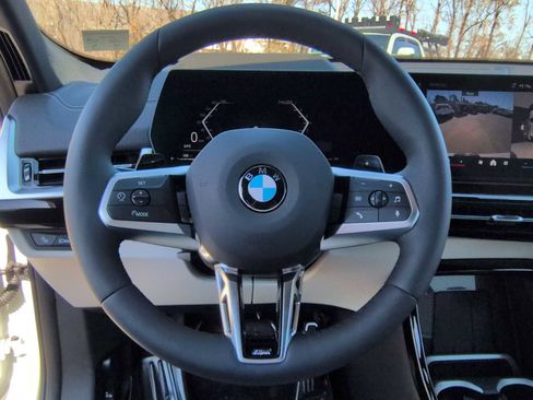 New 2026 BMW X2 xDrive28i w/ Technology Package AWD/4WD image 25