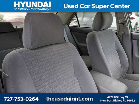 Used 2006 Toyota Camry LE FWD image 6