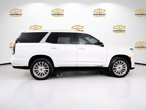 Used 2021 Cadillac Escalade Premium Luxury RWD image 9
