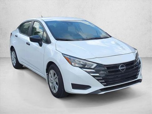 Used 2025 Nissan Versa S w/ Trunk Package FWD image 3