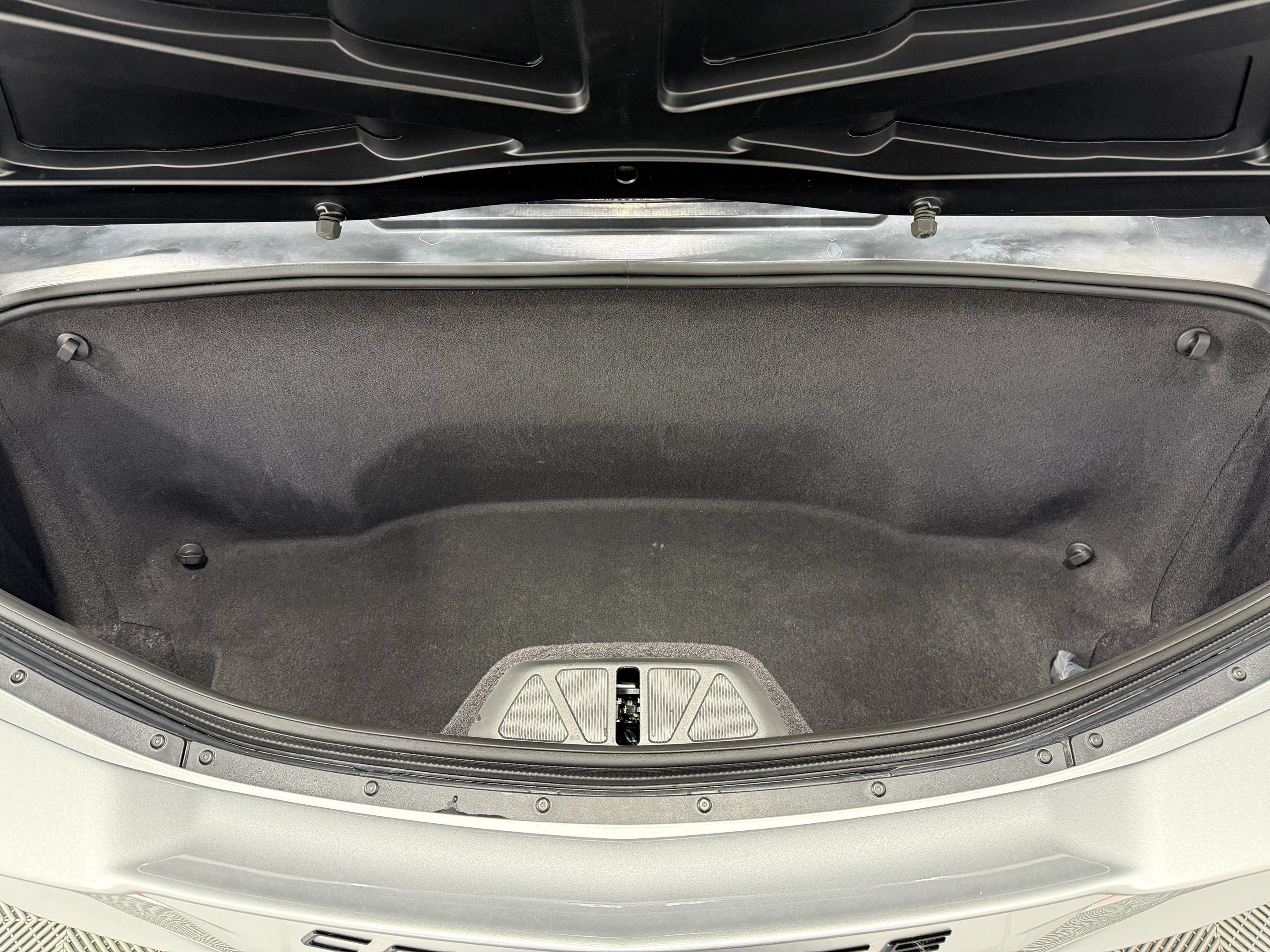 Used 2020 Chevrolet Corvette Stingray Premium Conv w/ 3LT Preferred Equipment Group RWD image 33