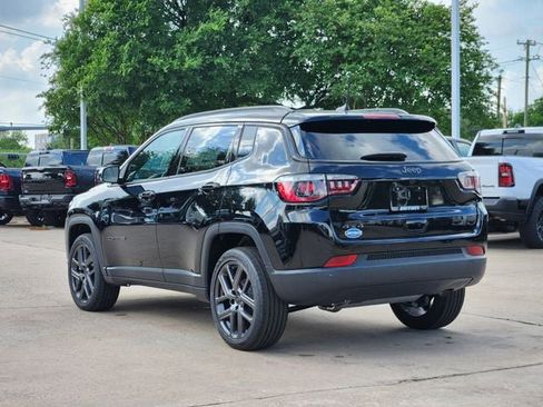 New 2026 Jeep Compass Limited AWD/4WD image 4