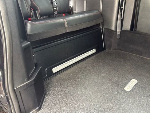 Used 2014 Dodge Grand Caravan R/T w/ Driver Convenience Group FWD image 18