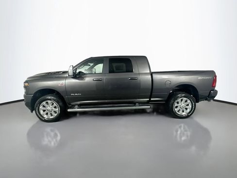 New 2026 RAM 2500 Laramie w/ Sport Appearance Package AWD/4WD image 4