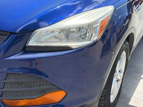 Used 2014 Ford Escape S FWD image 9
