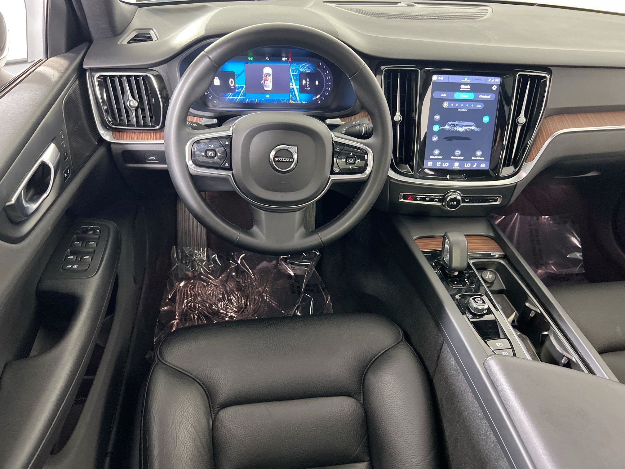Used 2023 Volvo S60 B5 Plus w/ Climate Package AWD/4WD image 22