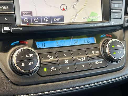 Used 2017 Toyota RAV4 Limited AWD/4WD image 22