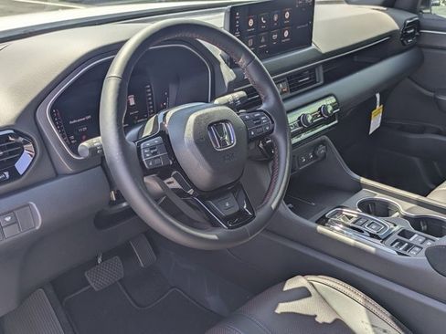 New 2026 Honda Pilot Black Edition image 3
