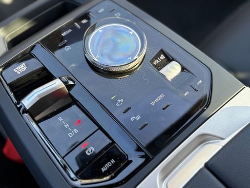 Used 2025 BMW iX xDrive50 w/ Sport Package image 11