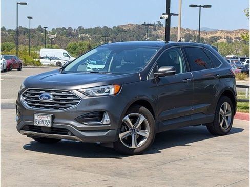 Used 2020 Ford Edge SEL w/ Convenience Package FWD image 1