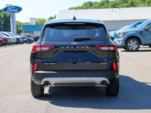 Certified 2023 Ford Escape Active AWD/4WD image 4