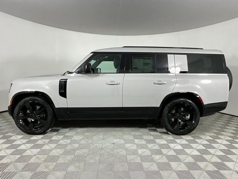 New 2026 Land Rover Defender 130 X-Dynamic SE AWD/4WD image 6