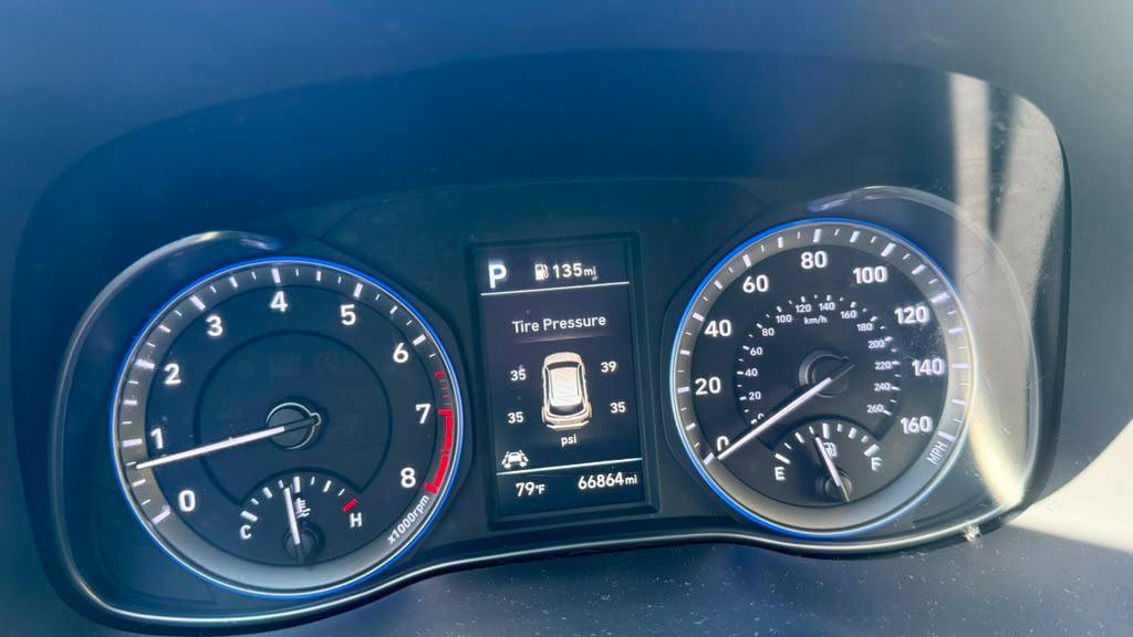 Used 2021 Hyundai Kona Ultimate AWD/4WD image 5